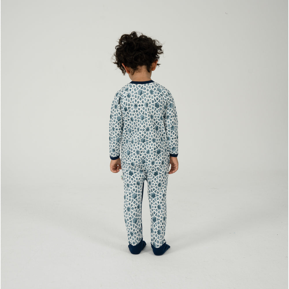 
                  
                    1.0 TOG StarZee Zee-Suit
                  
                