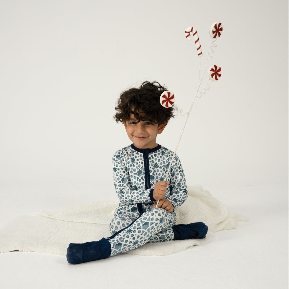 
                  
                    1.0 TOG StarZee Zee-Suit
                  
                